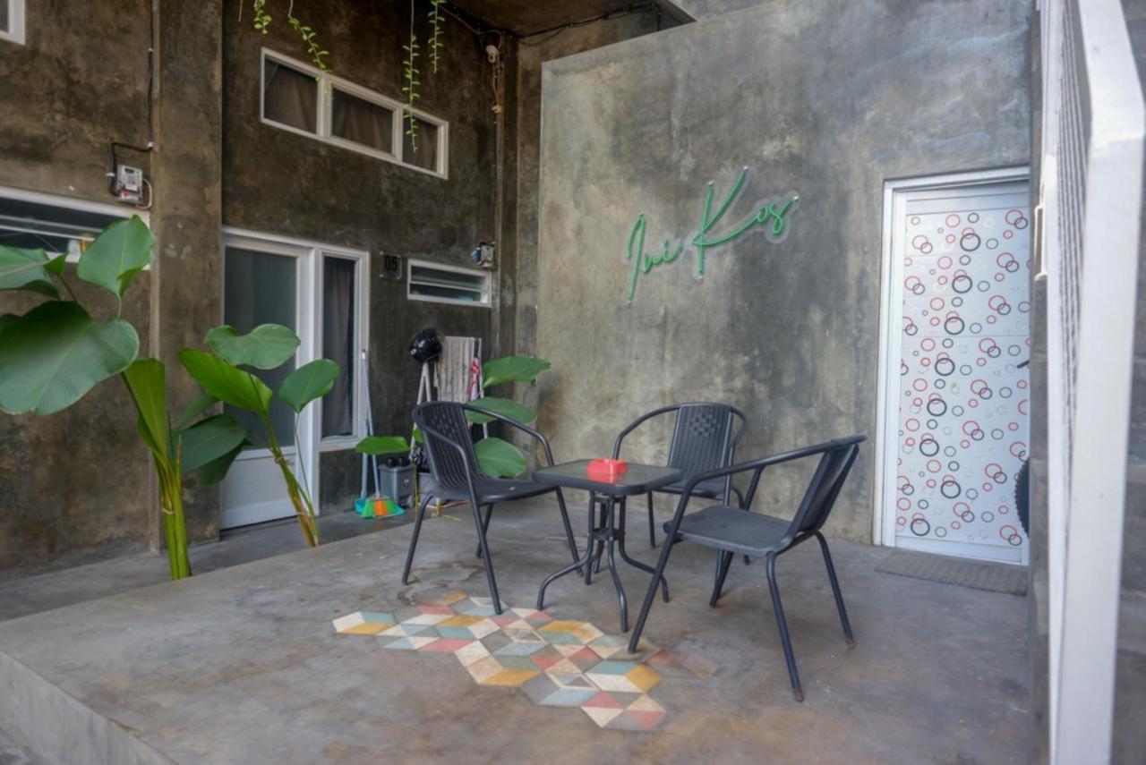 Reddoorz Near Jumbo Mall Sragen Exteriér fotografie